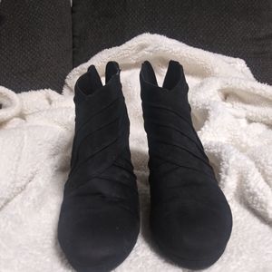 Ankle booty heels